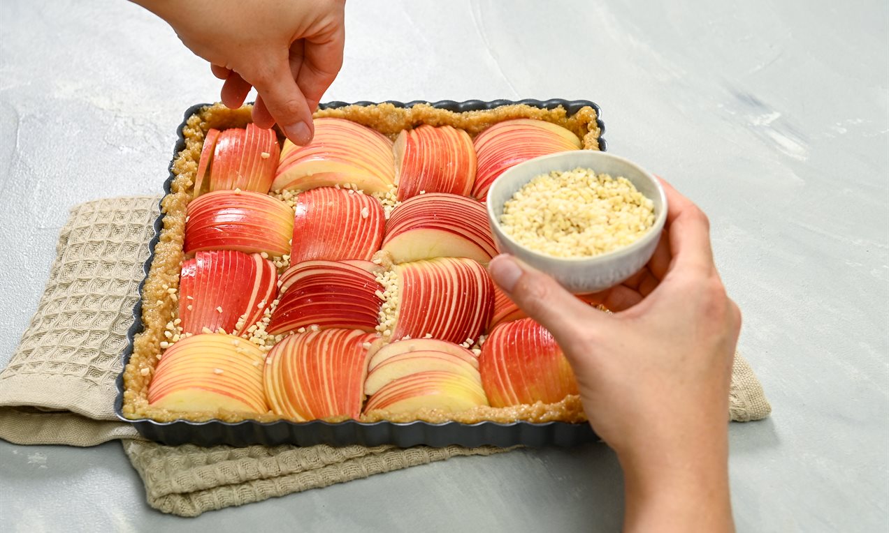 Picture - Paleo apple pie - Step 3: Almonds